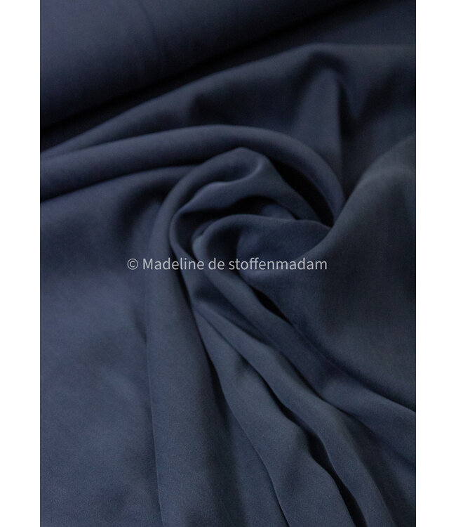 navy - Sandwashed lyocell blend - licht elastisch