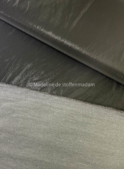 black - windproof and waterproof