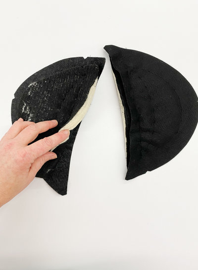 sleeve pads with mousse 15mm - black- sold by the pair