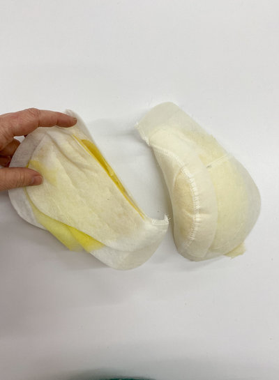 preformed with sleeve head - sleeve pads with mousse 15mm - white - sold by the pair