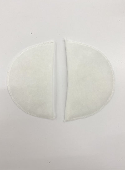 M. half moon schoulder pad with fibrefil - wit - by the pair