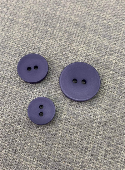 M. navy blue - trendy button - two holes - color 919