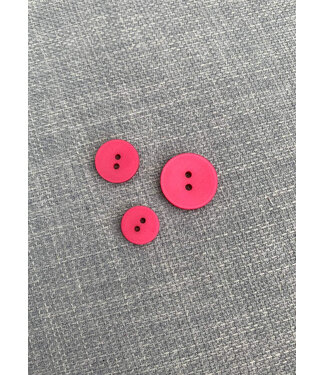 M. fuchsia - trendy button - two holes - color 516