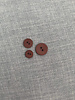 M. dark brown - trendy button - two holes - color 570