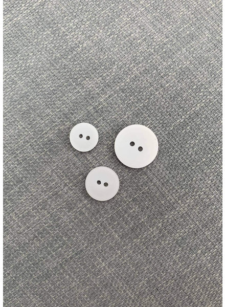 white - trendy button - two holes - color 501