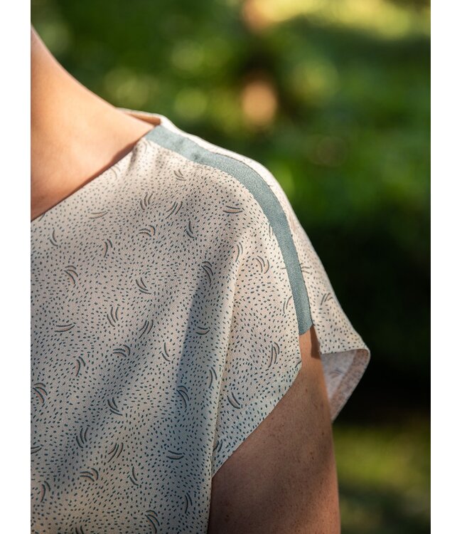 Zonen09 Odile detail - dames (BASIS nodig) - PDF patroon