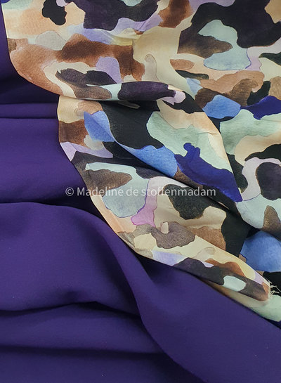 M. beautiful sheer fabric - for trousers and dresses - deep orchid