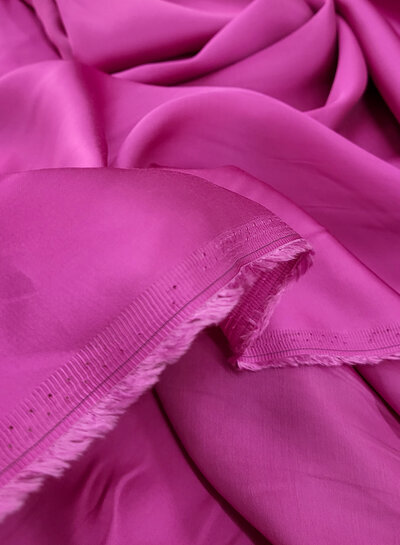 Madeline fuchsia - rayon viscose satijn