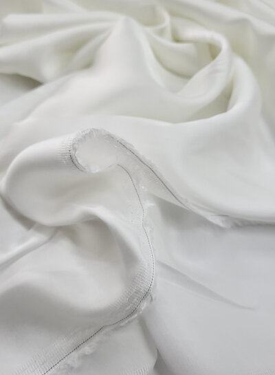 M. cloud white - rayon viscose satin