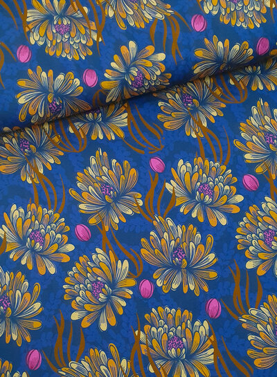 Bittoun beautiful dahlias in the most beautiful blue - woven viscose with a little stretch