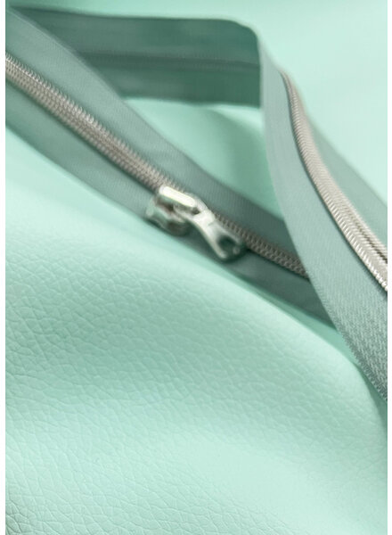 M mint - artificial leather - beautiful quality