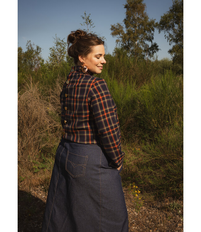 The Fashion Basement Ellie blouse - TFB model pattern