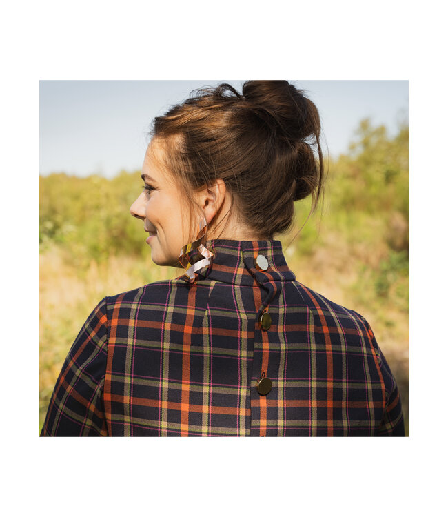 The Fashion Basement Ellie blouse - TFB model pattern
