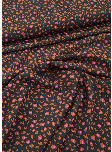 M panther rust and fuchsia - beautiful flowing fabric