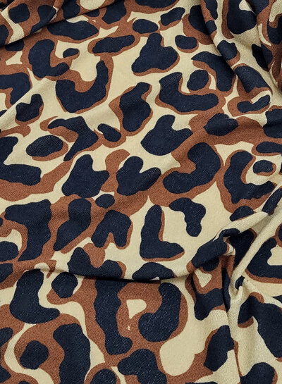 deadstock prachtige gebreide viscose blend met dierenprint