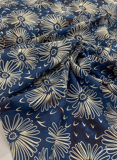 M. marineblauw met bloemen - prachtige batik katoen