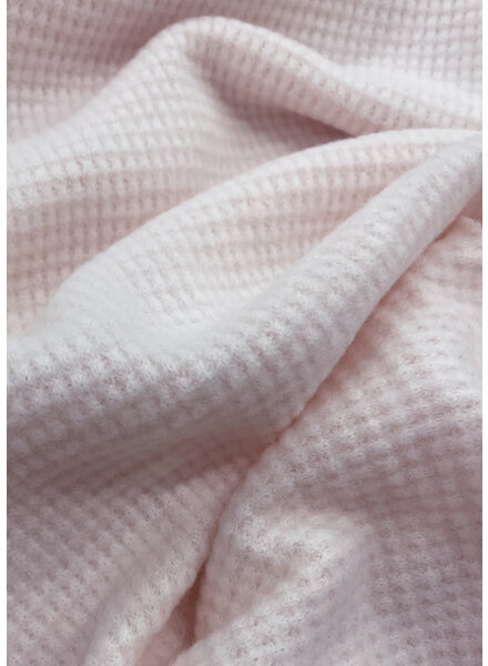 M. soft pink with waffle structure - knitted viscose