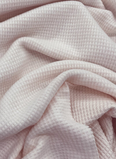 M. soft pink with waffle structure - knitted viscose