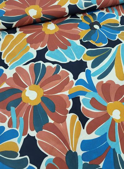 A la Ville beautifully painted flowers in warm colors - Italian cotton - Knipmode