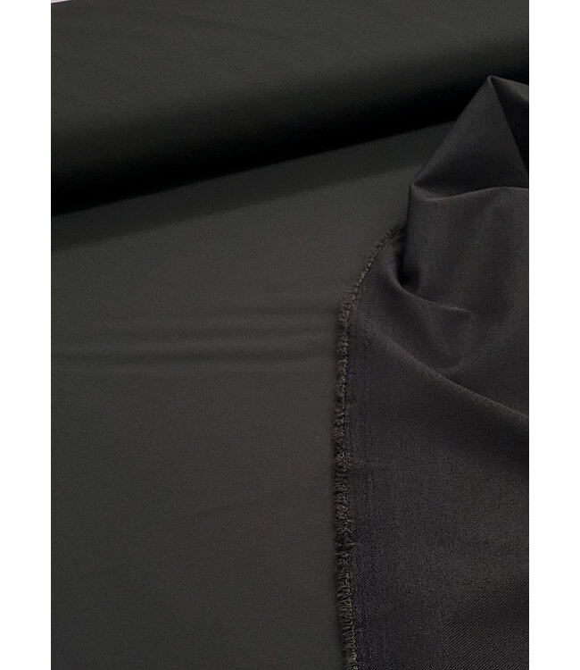 Madeline zwart -  softshell zonder fleece - waterproof bengaline - ideaal voor regenpakken en jassen