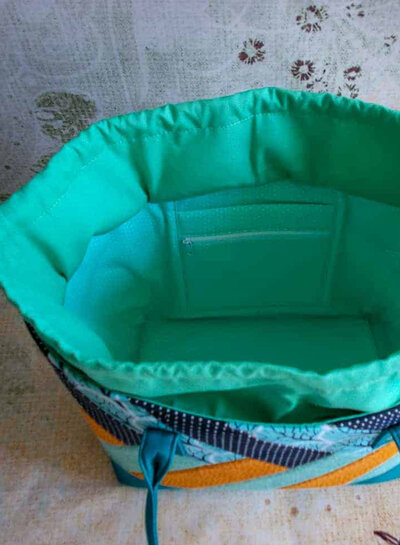 ZipperZoo Memories 'n more -drawstring tote - patroon Engelstalig