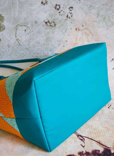 ZipperZoo Memories 'n more -drawstring tote - pattern in English