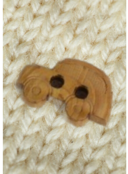 M. car - wooden button 15mm