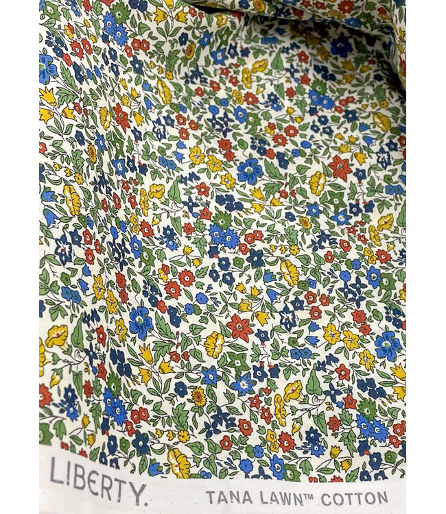 Liberty of London Ava Classics 1 - tana lawn