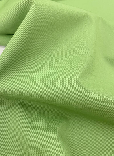 Fibremood green - beautiful sturdy gabardine with twill binding