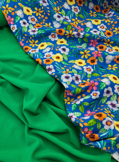 grass green crepe - viscose mix with light stretch