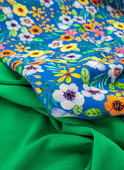 grass green crepe - viscose mix with light stretch