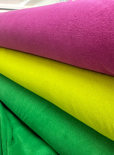 fuchsia spons - rekbare badstof