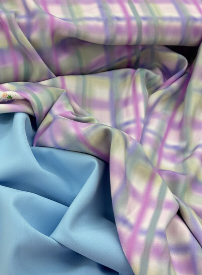 A la Ville light blue - stylish woven fabric - wrinkle-free - high quality (Italy)