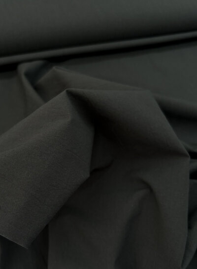zwart stonewashed / papertouch popeline katoen