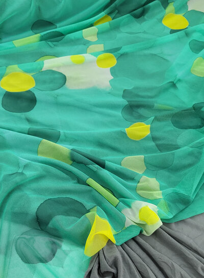 deadstock green circles mirage - prachtige mesh - ideaal voor lingerie en kleding