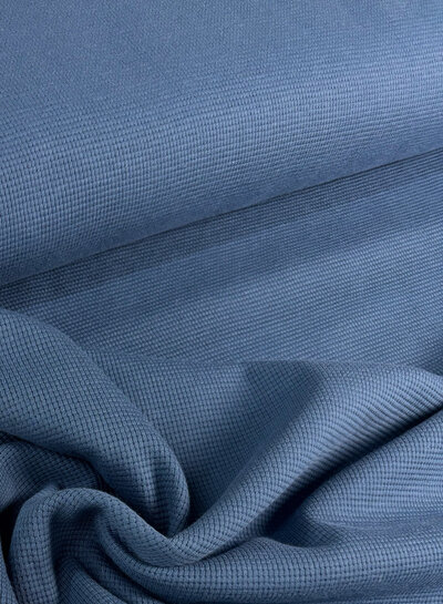 Swafing prachtig gebreid, mooie structuur - stevig en warm - indigo