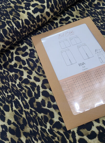Madeline leopard - sturdy stretch cotton - ideal as a denim skirt or trousers