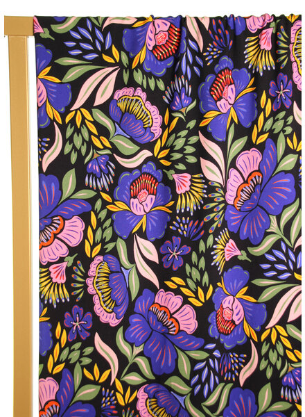 Atelier Jupe Zwarte viscose met opvallende paarse bloemen