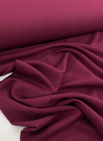 Madeline bordeaux soepelvallende gabardine