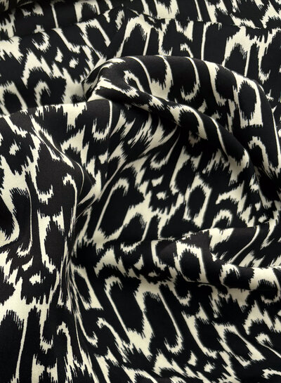 Madeline black & white - satijn viscose