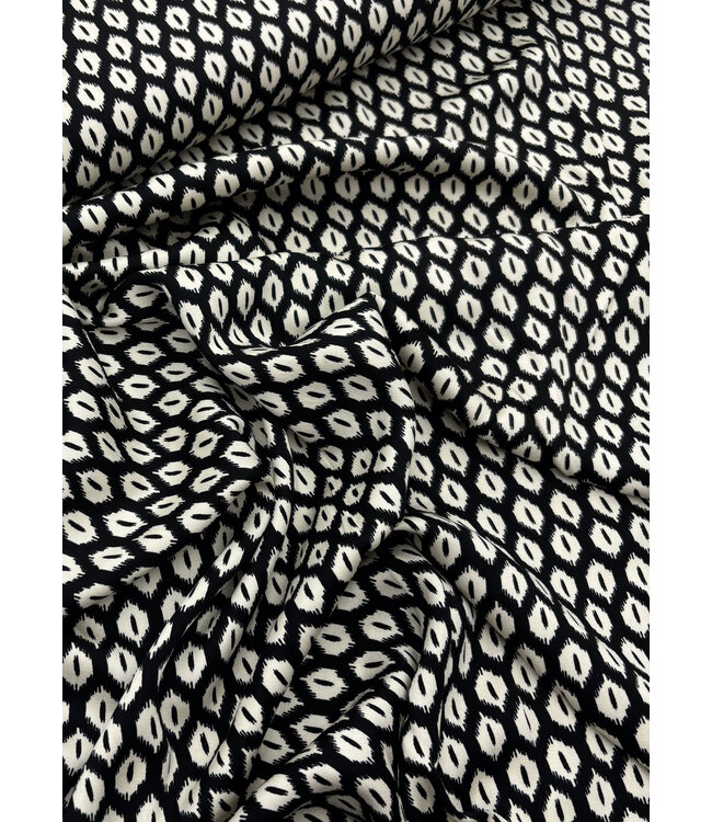 Madeline Ikat print zwart - satijn viscose