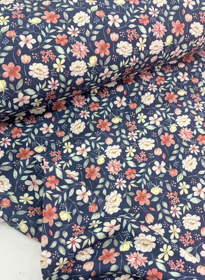 Madeline floral splendor - navy blue - softshell