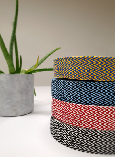 zwart en wit - chevron - tassenband 38 mm