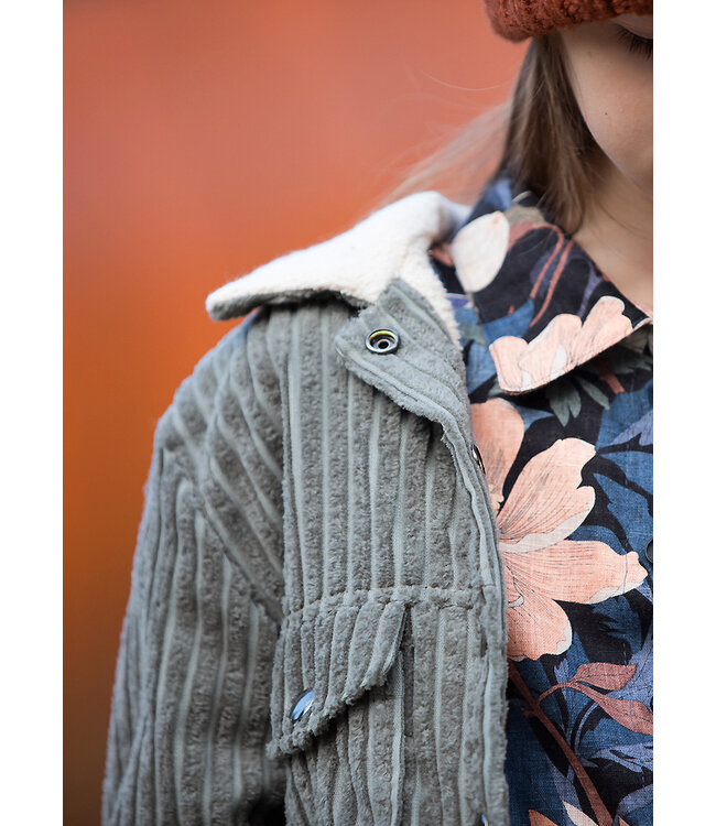 See You at Six Rokerig olijfgroen Brede Rib - corduroy