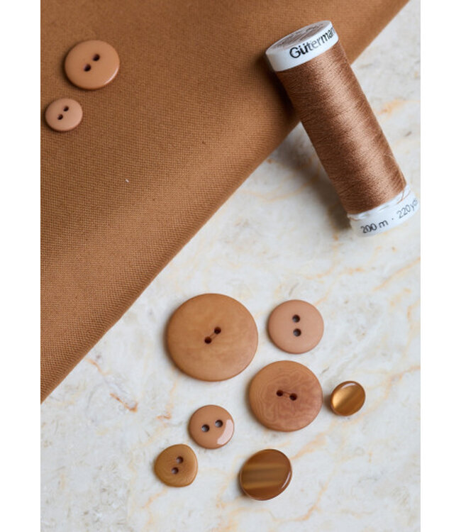 Atelier Brunette Pecan Pie - water-repellent cotton - trenchcoat stof
