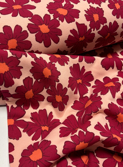 Madeline Amarant bloemen - lekker dikke jogging