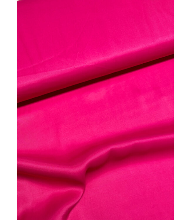 Madeline fuchsia viscose satijn