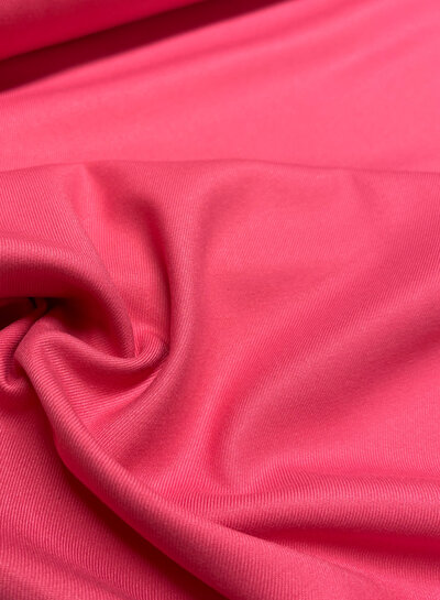 Madeline fuchsia -  geweven bamboe - gerecycleerde, heel soepelvallende stof en geen kreuk