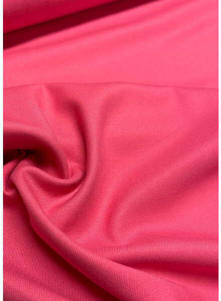 Madeline fuchsia -  geweven bamboe - gerecycleerde, heel soepelvallende stof en geen kreuk