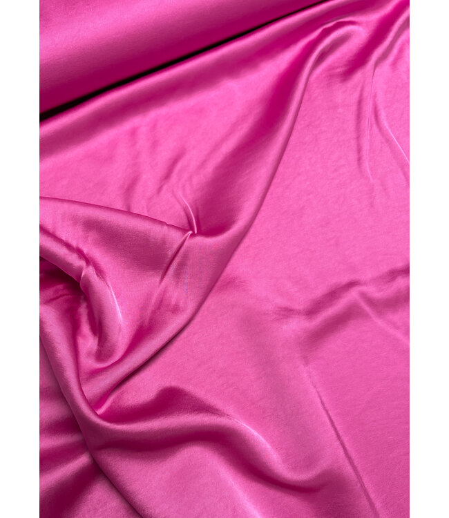 A la Ville fuchsia - satijn viscose - qualité Haute Couture